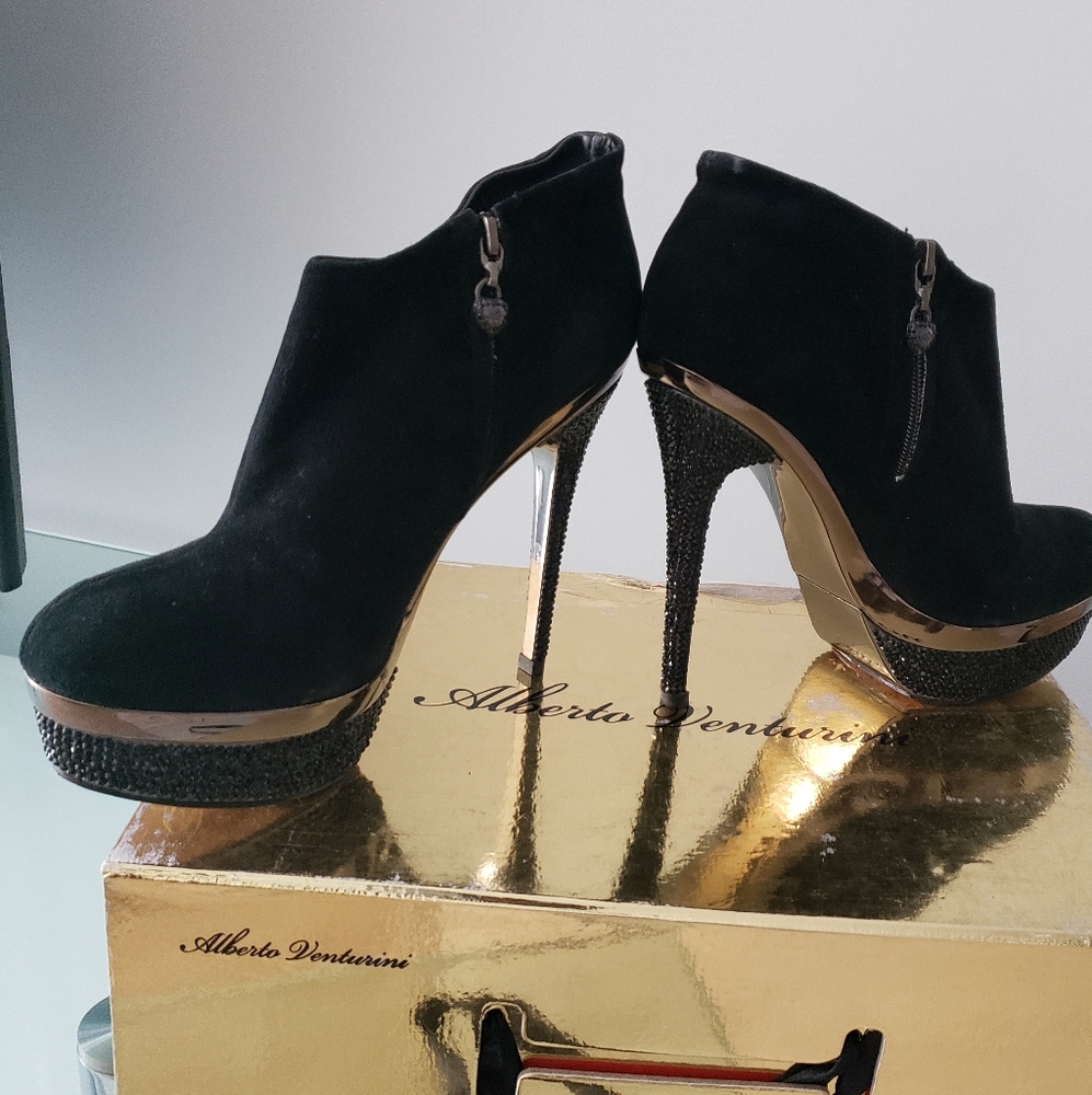Ankle boots